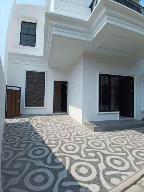 dijual rumah exclusive di cilodong depok