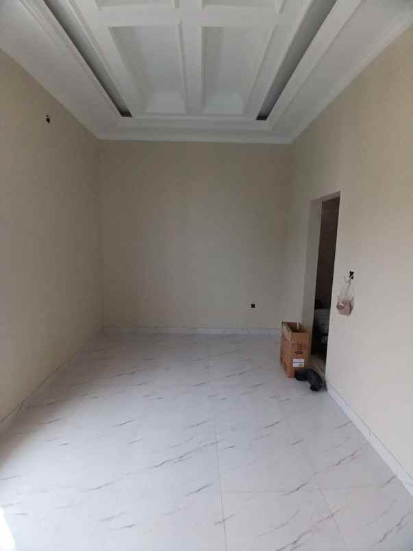 dijual rumah exclusive di cilodong depok