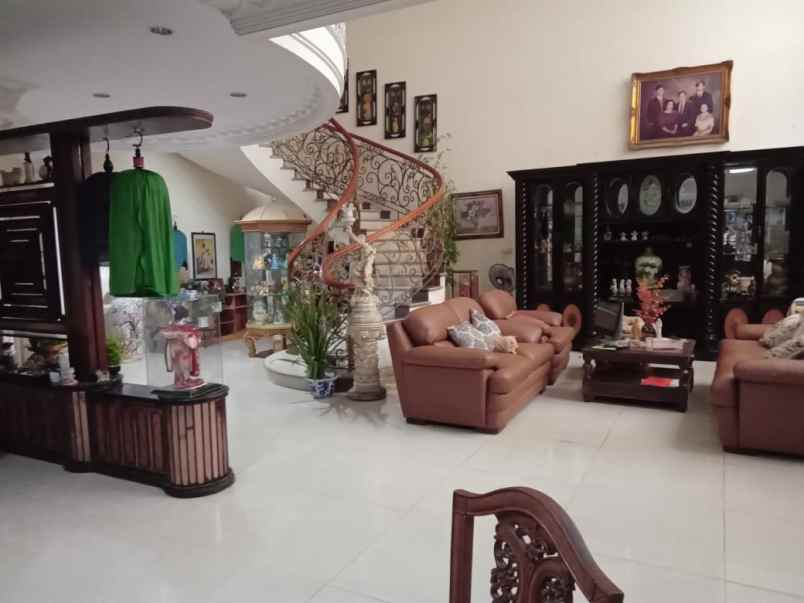 dijual rumah exclusive di komplek pluit putri