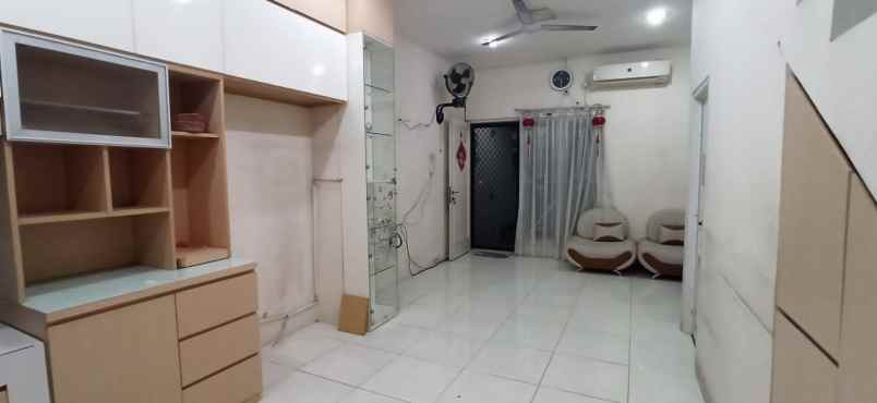 dijual rumah gading griya residence