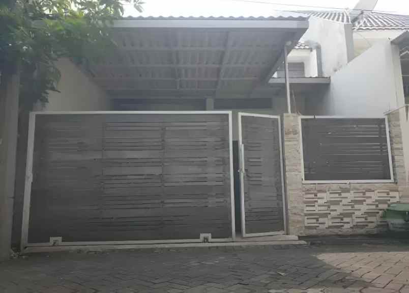 dijual rumah gayungan