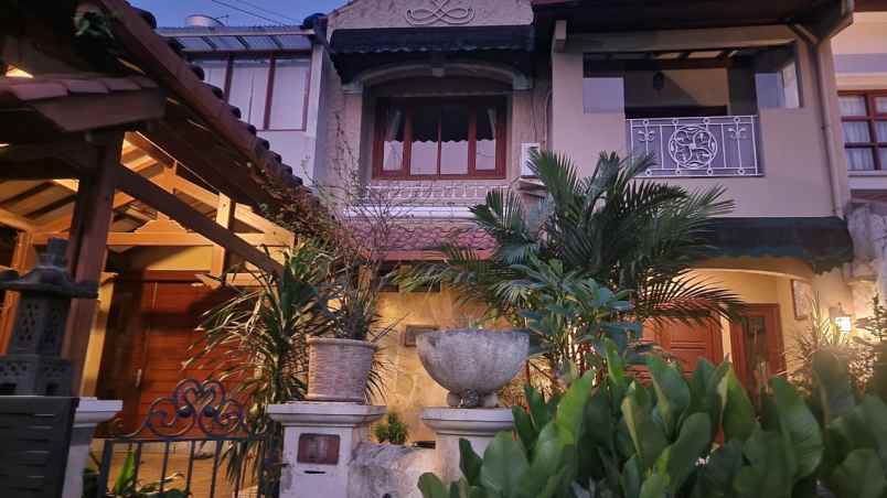 dijual rumah graha cinere