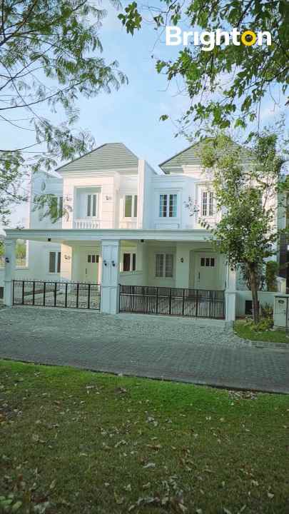 dijual rumah graha famili