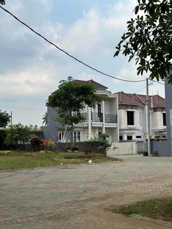 dijual rumah green hbb residence