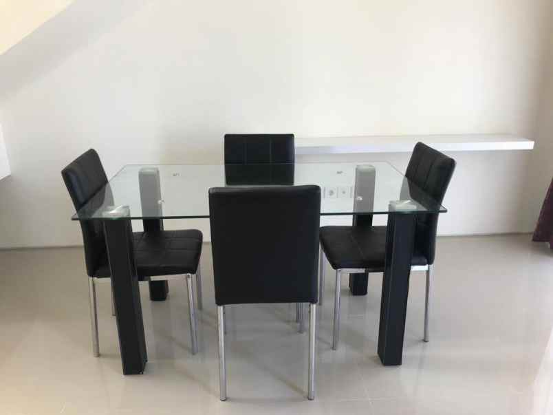 dijual rumah greenwich royal residence