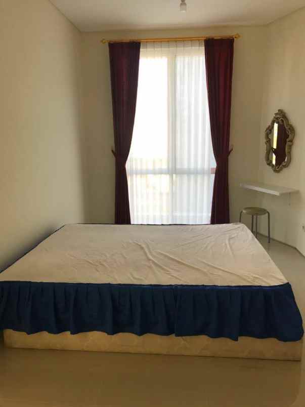 dijual rumah greenwich royal residence
