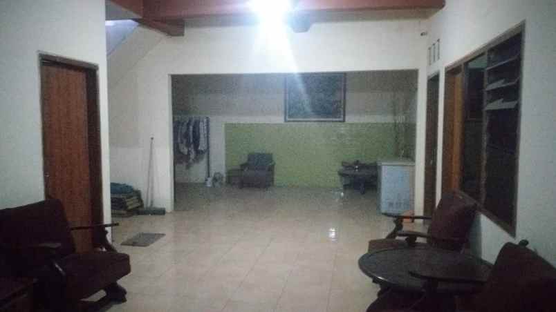 dijual rumah gubeng kertajaya