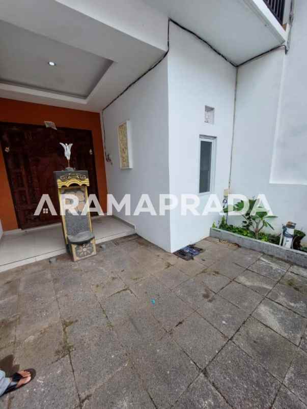 dijual rumah gunung mas