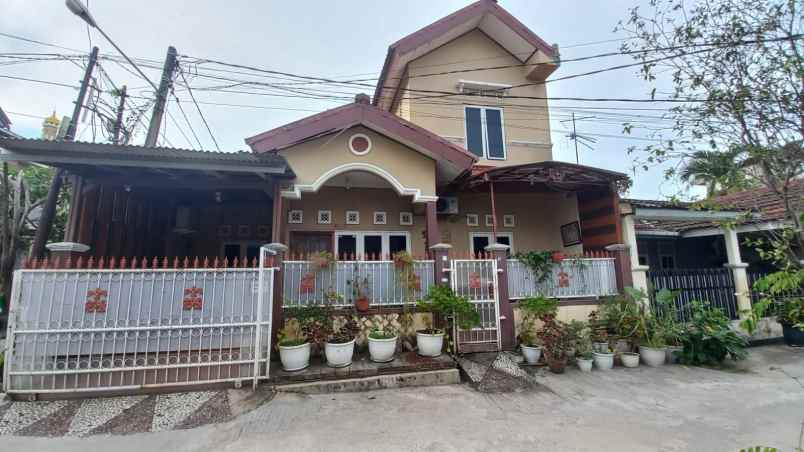 dijual rumah harapan indah
