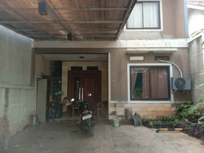 dijual rumah jagakarsa