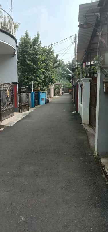 dijual rumah jagakarsa