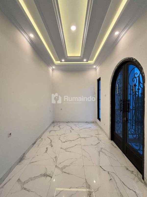 dijual rumah jagakarsa