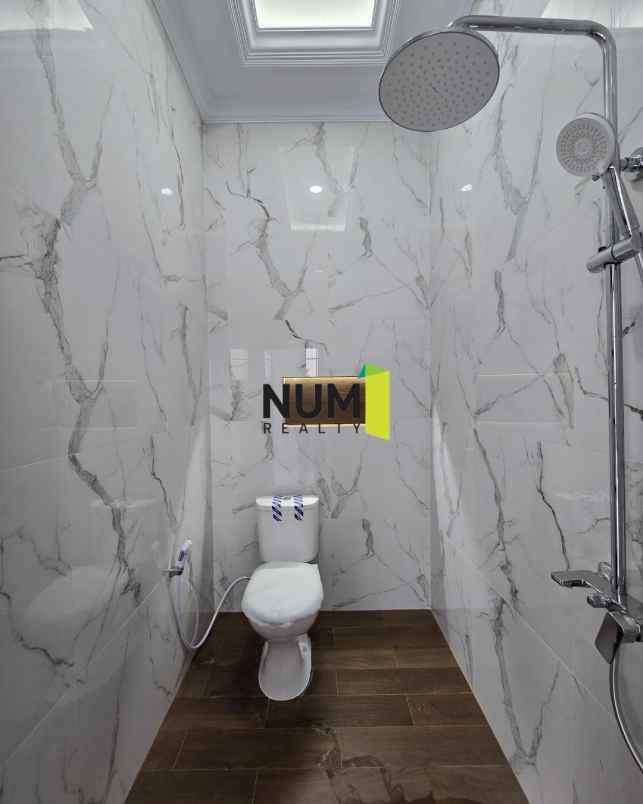 dijual rumah jagakarsa jakarta selatan