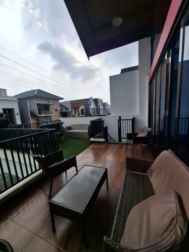 dijual rumah jaka sampurna