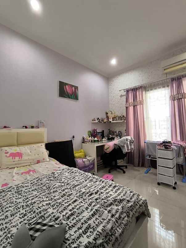 dijual rumah jalan cempaka putih tengah