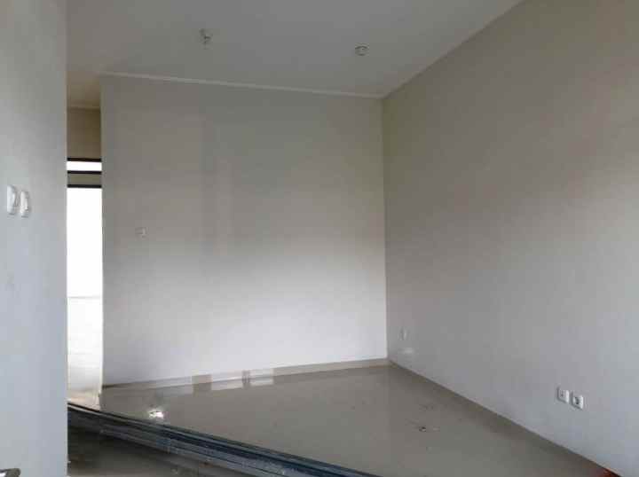 dijual rumah jalan desa cipagalo