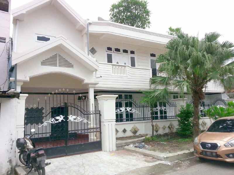 dijual rumah jalan doho surabaya