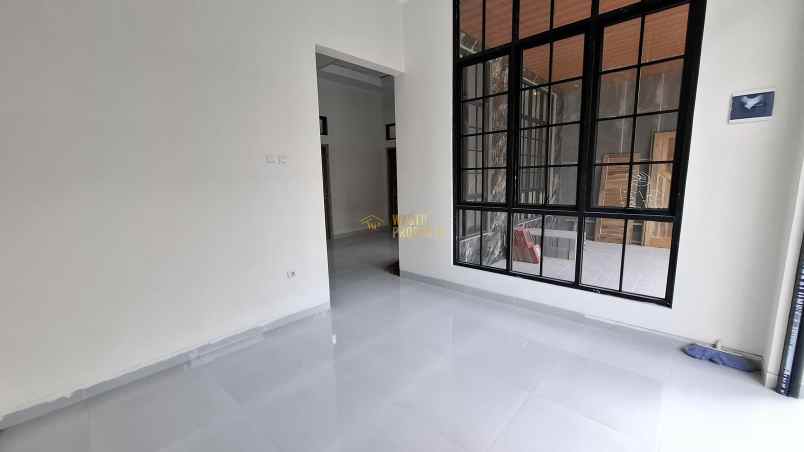 dijual rumah jalan kaliurang ngaglik sleman