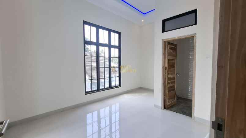 dijual rumah jalan kaliurang ngaglik sleman