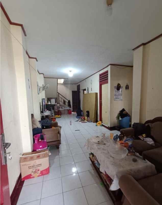 dijual rumah jalan kav dki kel cipedak