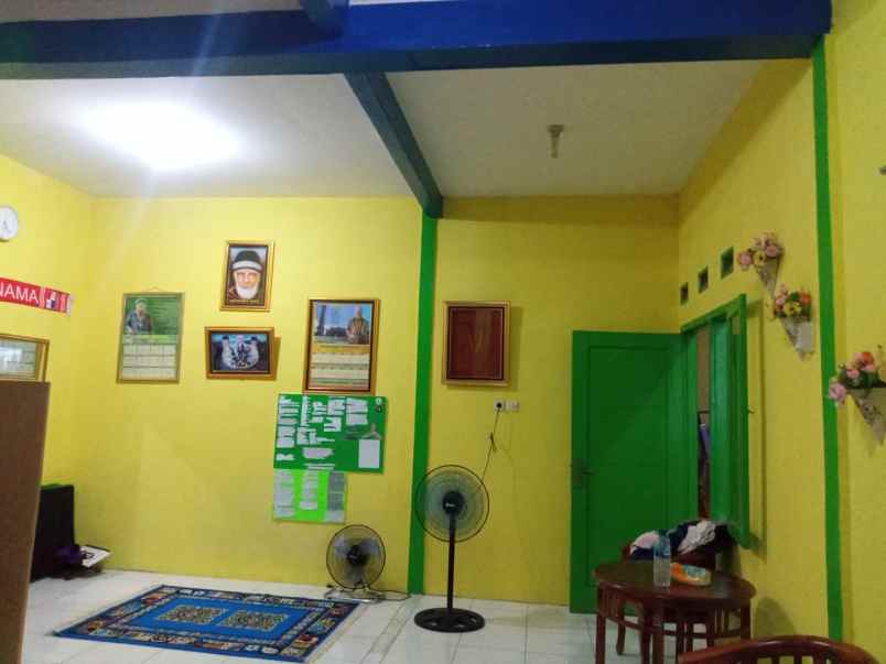 dijual rumah jalan kemang swatama