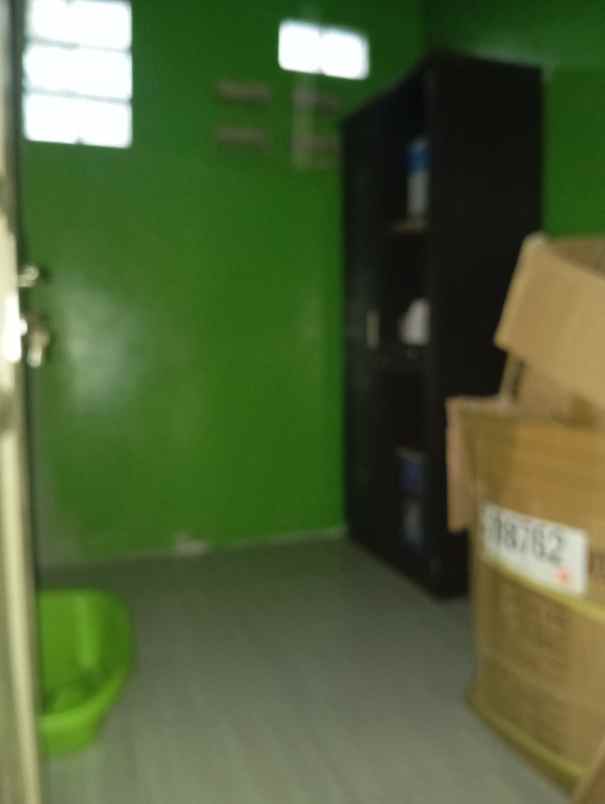 dijual rumah jalan kerkof