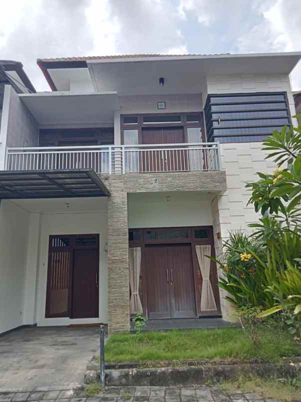 dijual rumah jalan kertadalem