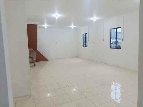 dijual rumah jalan krendang barat