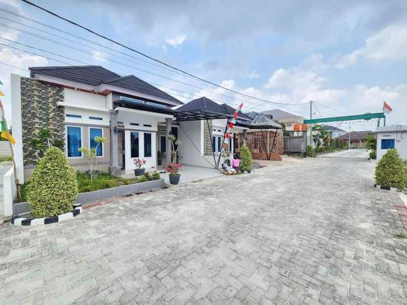 dijual rumah jalan melati stadion pekanbaru