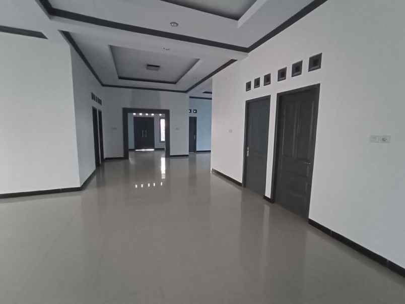 dijual rumah jalan merpati rawamakmur