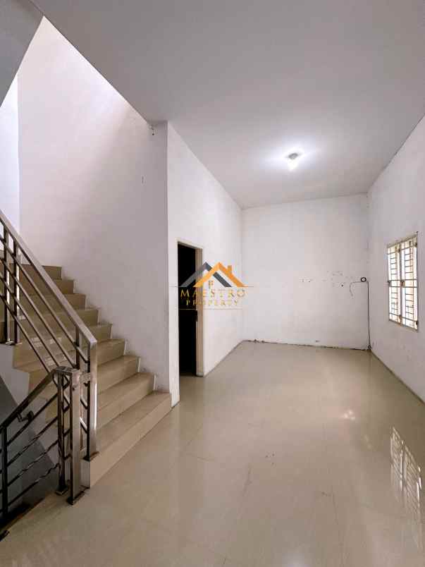 dijual rumah jalan pasar 3 krakatau