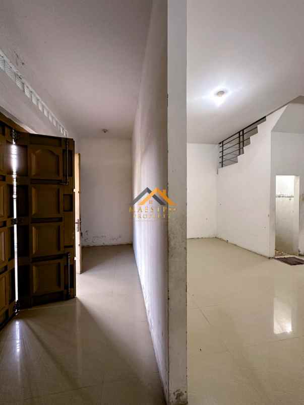 dijual rumah jalan pasar 3 krakatau