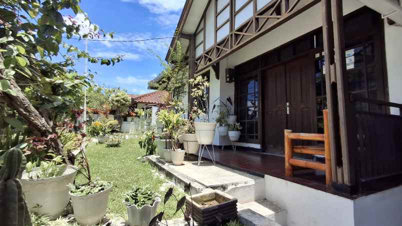 dijual rumah jalan pesantren
