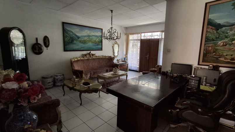 dijual rumah jalan pesantren