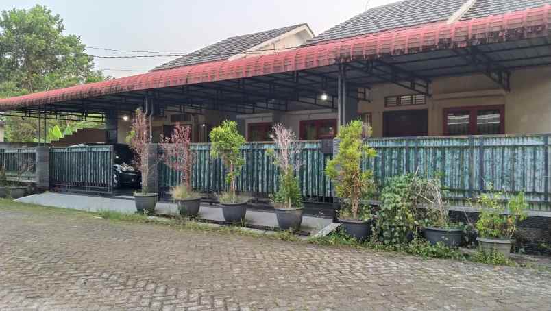 dijual rumah jalan purnama 2 pontianak