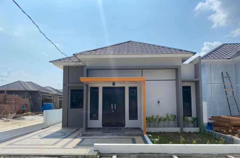 dijual rumah jalan purwodadi panam