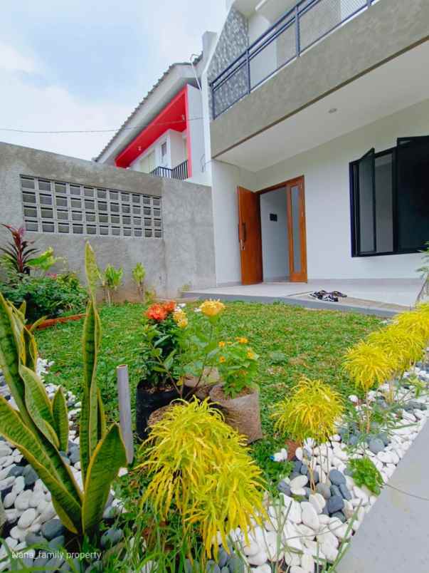 dijual rumah jalan raya bintaro