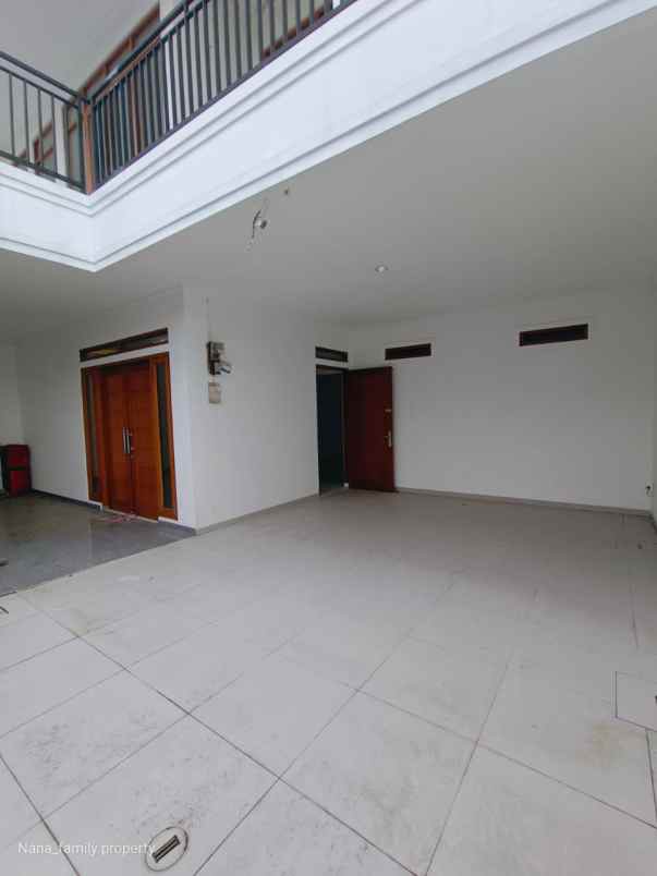 dijual rumah jalan raya pondok ranji