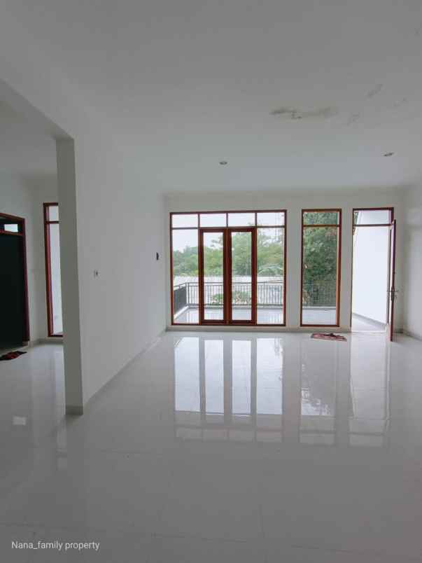 dijual rumah jalan raya pondok ranji