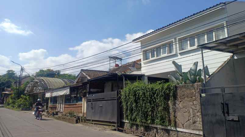 dijual rumah jalan sersan bajuri