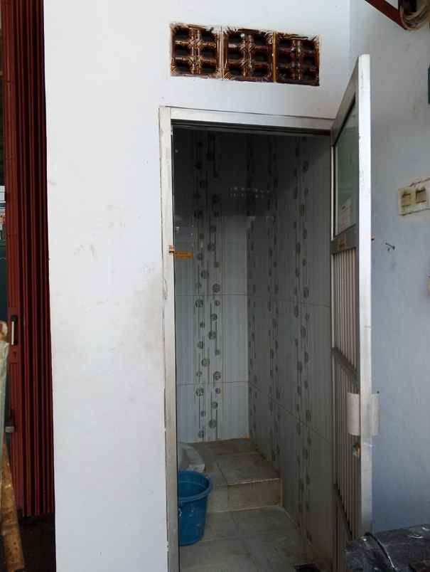 dijual rumah jalan swasembada tanjung