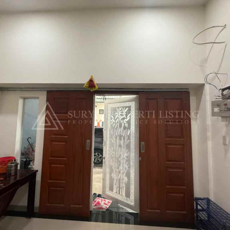 dijual rumah jalan tuba iv kompelek de