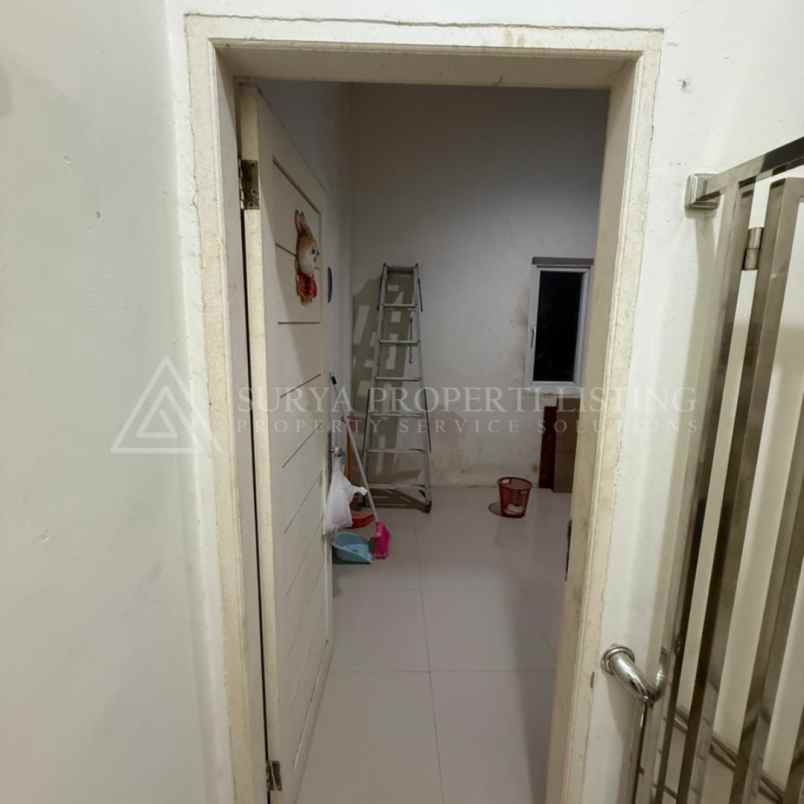 dijual rumah jalan tuba iv kompelek de