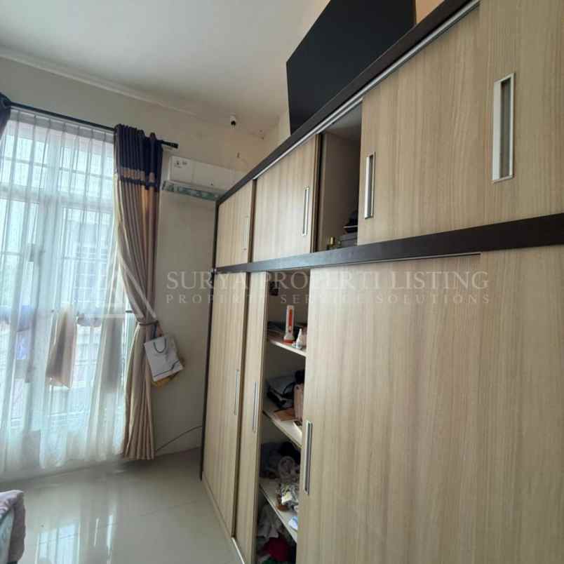 dijual rumah jalan tuba iv kompelek de