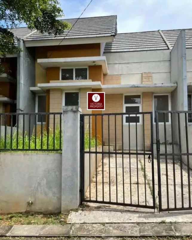 dijual rumah jarang ada murah di bukit golf cibubur