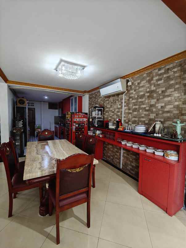 dijual rumah jatiwaringin jakarta timur