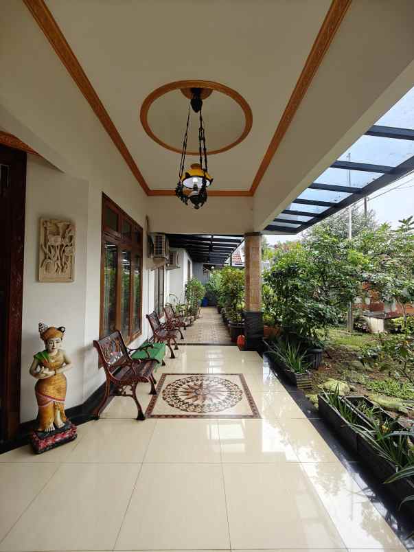 dijual rumah jatiwaringin jakarta timur