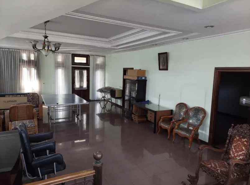 dijual rumah ji raya ngagel jaya pucang