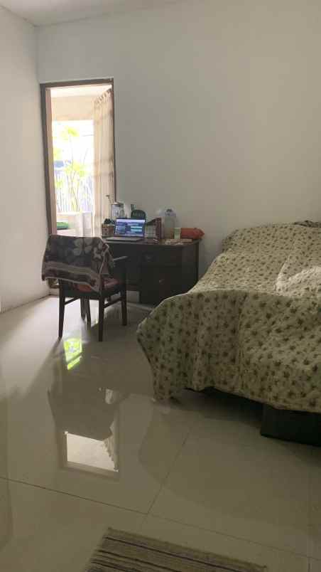 dijual rumah jl anda no 2a ciganjur