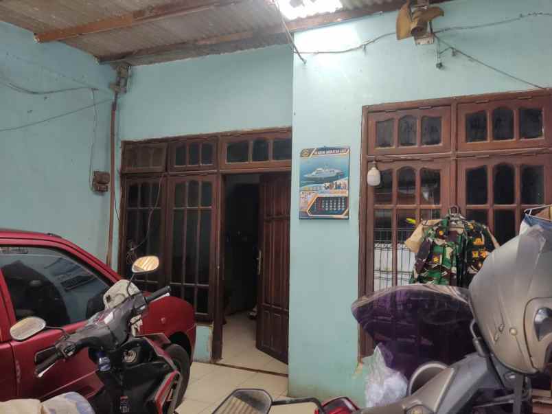 dijual rumah jl bulak banteng tengah